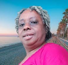 Sonia Shepherd's Instagram, Twitter & Facebook