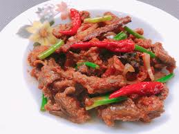 Sudah cukup banyak resep daging sapi dengan di semur atau juga masakan rendang daging sapi yang bisa dikonsumsi oleh anak anak. Moh Kite Resepi Daging Masak Merah
