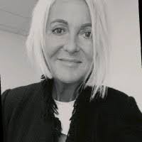 Carmen Sauer's Instagram, Twitter & Facebook