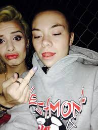 Mariah Weeks (@weeks_mariah)