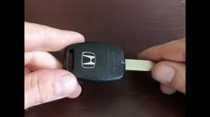 (noticed how flimsy the fob is when you turn on the ignition! How To Take Apart Honda Key Fob Youtube