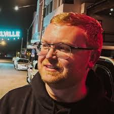 Malcolm Petersen's Instagram, Twitter & Facebook