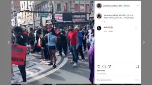 Terima kasih sudah mengklik video ini sobat musik, kali ini saya mengcover single terbaru budi doremi yang berjudul melukis senja dengan versi hip hop pop vo. Viral Pendemo Di Amerika Lakukan Gerakan Mirip Joget Maumere Ternyata