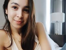 Her birthday, what she did before fame, her family life, fun trivia facts, popularity rankings, and more. Julia Barretto Bashed For Talking About Love Amid Abs Cbn Issue