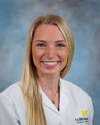 Kristen Hyatt's Instagram, Twitter & Facebook