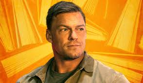 Reacher' Breaks a Major Rule From Lee Child's Novels, but the Show Wouldn't  Work Without This Change