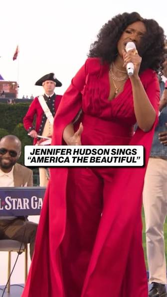 Jennifer Hudson performs ‘America The Beautiful’ ahead of the All-Star Game in Philadelphia 🇺🇸