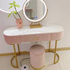 Bàn trang điểm 3dmax,full bộ tặng kèm chổi đánh phấn, bút kẻ mắt, có sẵn … Domeniu Insula Stewart A Face Mai Rau Yellow Makeup Table Chair Justan Net