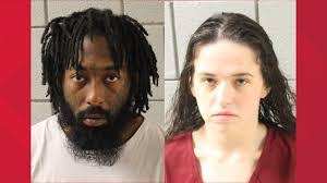 Tabitha Moss's Instagram, Twitter & Facebook