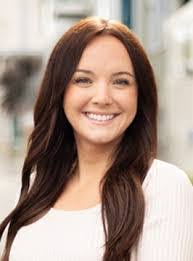 Alison Burchett's Instagram, Twitter & Facebook