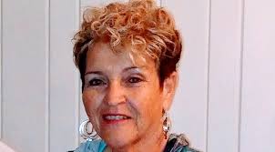 Vicki Neubauer's Instagram, Twitter & Facebook