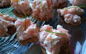Recette Toasts Saumon Fume Mascarpone En Video Recette Toast Saumon Recette Saumon Fume Toast Saumon Fume