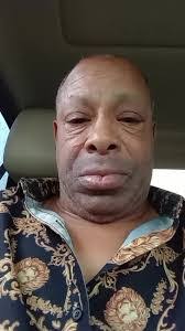 Reginald Easley's Instagram, Twitter & Facebook