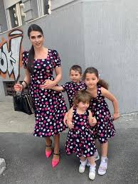Când vine vorba de copiii lor, elena băsescu și bogdan ionescu fac tot ce le stă în putință ca micuții să fie fericiți. Elena Basescu Si Copiii Style Fashion Vintage