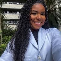 Anna Candido's Instagram, Twitter & Facebook