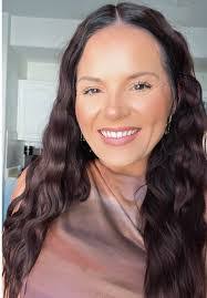 Samantha Kimbrell's Instagram, Twitter & Facebook