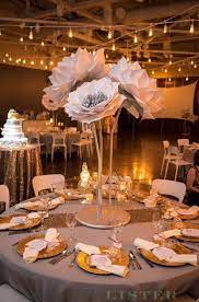 Glam is all about sparkle and luxury! Centerpieces De Flor De Papel 36 Pulgadas Pulgadas Flores En Paper Flower Centerpieces Paper Centerpieces Paper Flowers