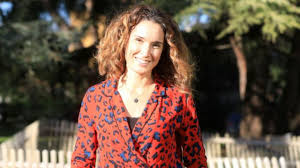 Elle a pu commencer sa carrière professionnelle dans la rédaction régionale de france 3. Marie Sophie Lacarrau Her Rare Secrets About Her Sons The Saxon