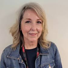 Julie C (@metamorfx) • Instagram photos and videos