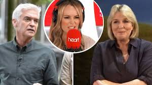 Phillip schofield upset that competition winner on this morning doesn't care about getting £1,000. Phillip Schofield Labelled Arch Manipulator By Fern Britton S Team Amid Amanda Heart