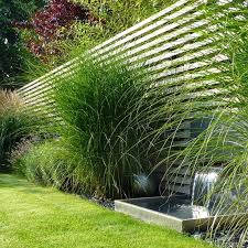 Privatgarten Fam Ch Moderner Garten Von Begr Nder Bepflanzung Pflanzen Baum Blumen Sichtschutz Garten In 2020 Modern Garden Backyard Landscaping Private Garden