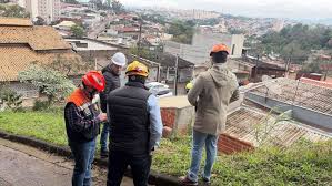 Jundiaí: deslizamento no Jardim Caçula danifica casa e mobiliza Defesa Civil
