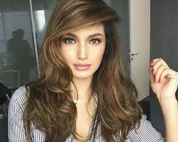 Check out the 10 best asian hair color ideas that are perfect for asian women. Sarah Lahbathi Bombshell Hair Perfect Hair Color Hair Color For Asian Skin