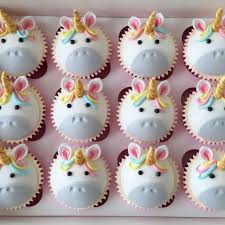 30 Fantastic Unicorn Cupcakes Sind Super Einfach Zuzubereiten Kuchen Kindergeburtstag Einhorn Party Kuchen Kindergeburtstag Schnell