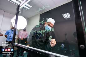 In fact, recently he and his team flew … Ustaz Ebit Lew Shares The Secret To Success With Ump Residents Ump News
