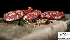 Sare, piper negru, boia iute, boia dulce, usturoi, cimbru și specialități din carne și branzeturi | produse tradiționale din covurlui. Preparate Din Carne De Vanat Si Porc Mangalita In Produse Carmanegria Proprie