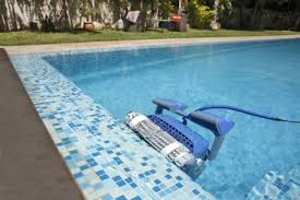 Quel robot de piscine choisir. Quel Robot De Piscine Dolphin Choisir Piscineshop Be