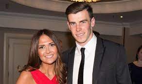 They started dating in 2000 and the relations remained very smooth throughout. Gareth S Girl Bale S Childhood Sweetheart Gets Put In The Limelight Uk News Express Co Uk