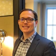 Learn about the Mentors helping entrepreneurs in our program