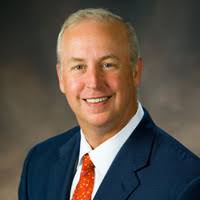 Raymond McDaniel: Moody's CEO