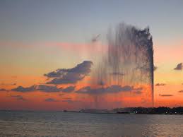 King Fahad Fountain In Jeddah Ksa Watching The Sunset There Is Must When Visiting The Beautiful City Of Jeddah The Bride Of The Red Jeddah Red Sea Sunset