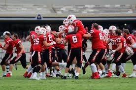 The gold cup is drawing nearer to the final as mexico and canada are set to face off in one of the semifinal matchups. Canada Defeats Team Mexico Wins Gold Medal At 2018 Ifaf U19 World Championships