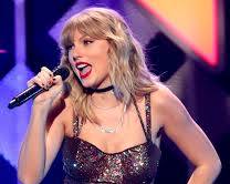 Taylor Swift pop singer
