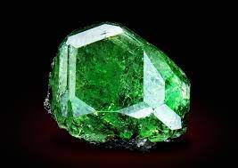Green diamond is a huge fusion with two arms and a slim but toned body type. Grossular Mineral Information Data And Localities