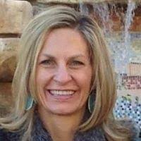 Andrea Bergquist's Instagram, Twitter & Facebook