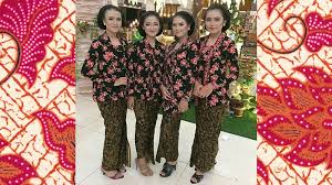 Maybe you would like to learn more about one of these? 10 Model Baju Batik Wanita Lengan Panjang Kepogaul