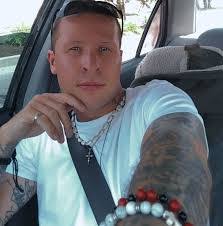 Samuel Brewer's Instagram, Twitter & Facebook