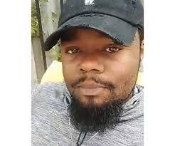 Danielle Echols's Instagram, Twitter & Facebook