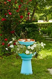 While there are many different types of birdbaths you can buy, there are even more ways to create your own there are many ways to use clay pots to make diy bird baths, from simple towers to creative stacking, but this topsy turvy design. How To Make A Garden Planter And Birdbath Better Homes Gardens