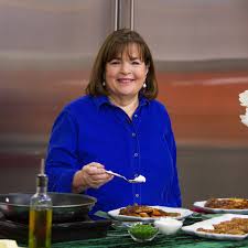 Tomato, mozzarella and basil bruschetta. Ina Garten S 10 Minute Fig And Goat Cheese Toast Is The Ultimate Summer Appetizer Eatingwell