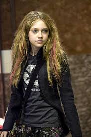 Here you can find the latest news, photos, multimedia and all that you want to know about her. Bild Zu Dakota Fanning Push Bild Dakota Fanning Filmstarts De