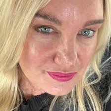 Courtney Ledet's Instagram, Twitter & Facebook