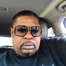 Thomas Whitfield music still alive!! 😆❤️😎