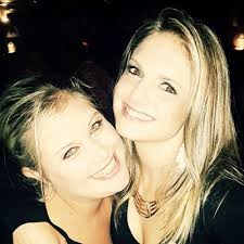 Tanya Ackermann (@TansAckermann)