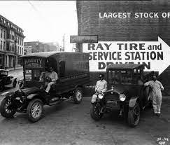 Two Haverty Furniture Co Delivery Trucks 1927 Asheville Nc Vintage Trucks Vintage Asheville Work Truck