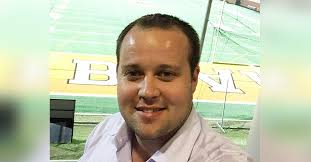 Starting in 2005, he appeared on earlier shows about his family on discovery health, when duggar was 17 years old. Josh Duggar Not Dead Despite Rumors Family Slams Keyboard Warriors